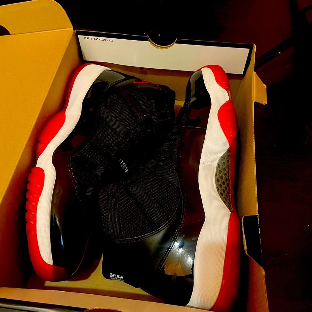 Air Jordan Retro 11 Playoffs -2012-
